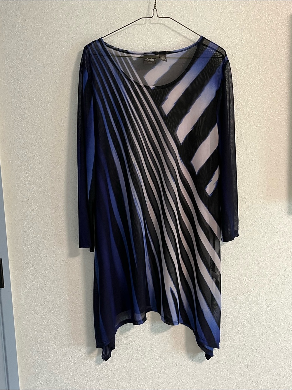 Travelers by Chicos Textured Stripe Navy & Black Sheer Tunic Size XL